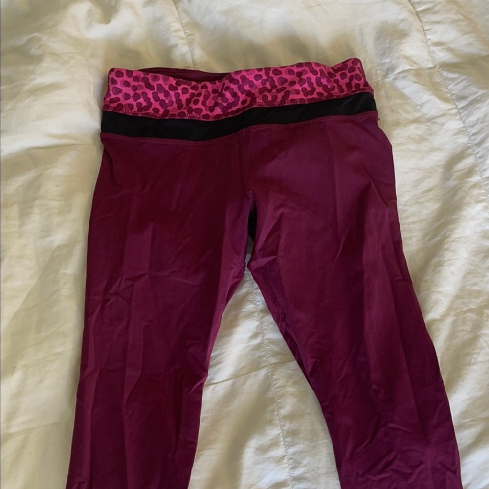 Purple lululemon crop leggings